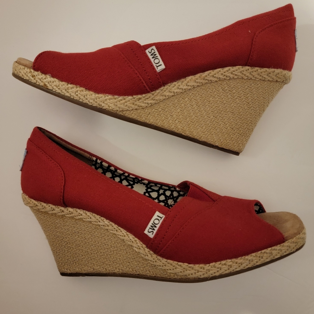 Tom's Red Canvas Wedges Size 9